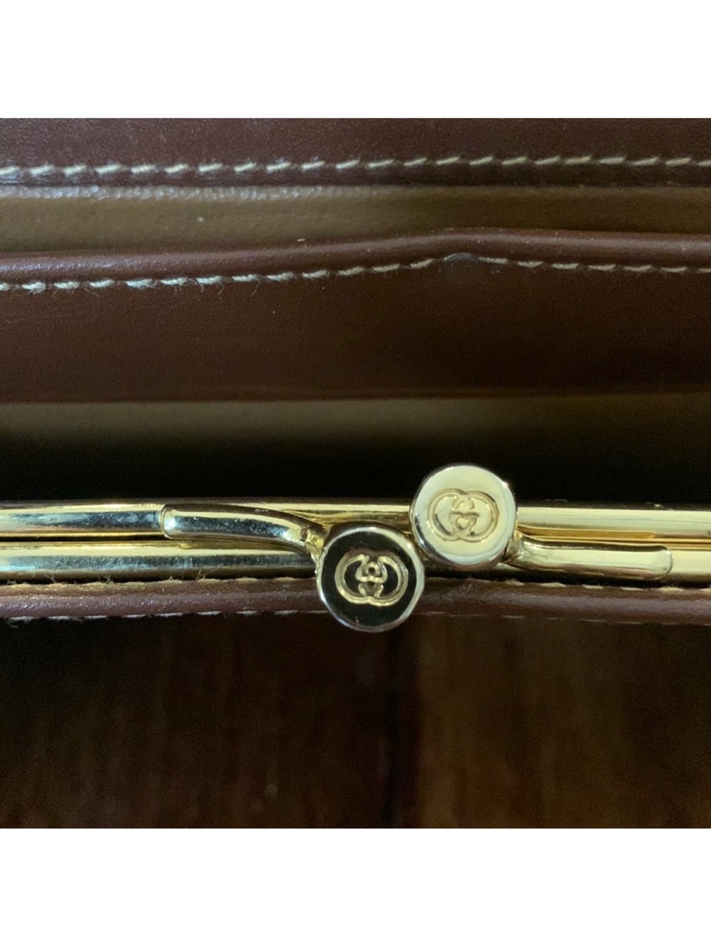 VTG Gucci Brown Leather Interlocking G KISS Lock Flap Wallet- Authentic 70s/80s - Picture 8 of 13